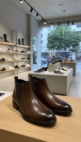 ZRA ZIP CHELSEA BOOTS